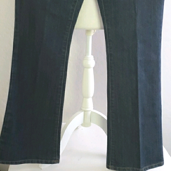 3/$25-EUC Michael Kors Jeans - Picture 4 of 10